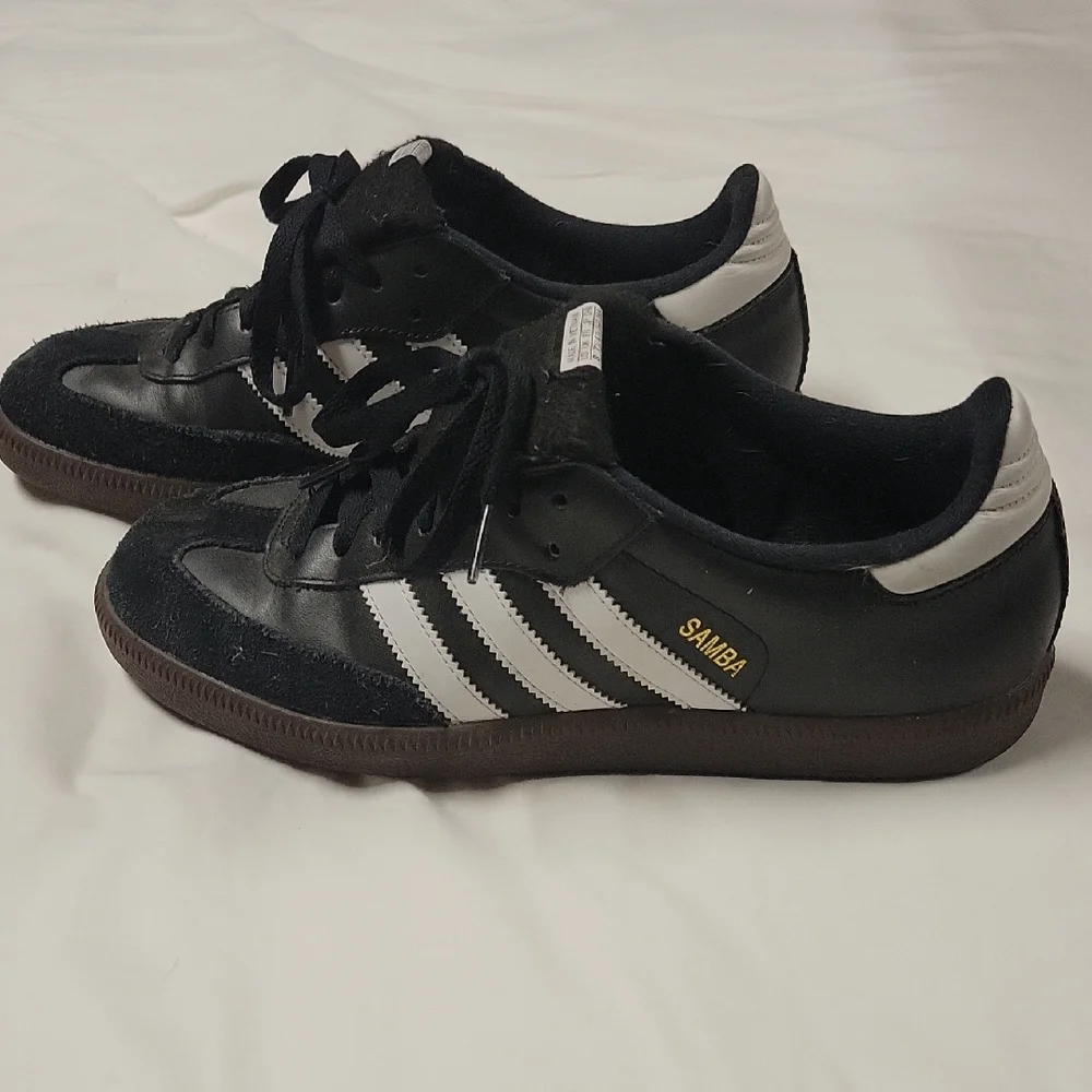 Adidas Samba Black and White Shoes - Picture 1 of 5